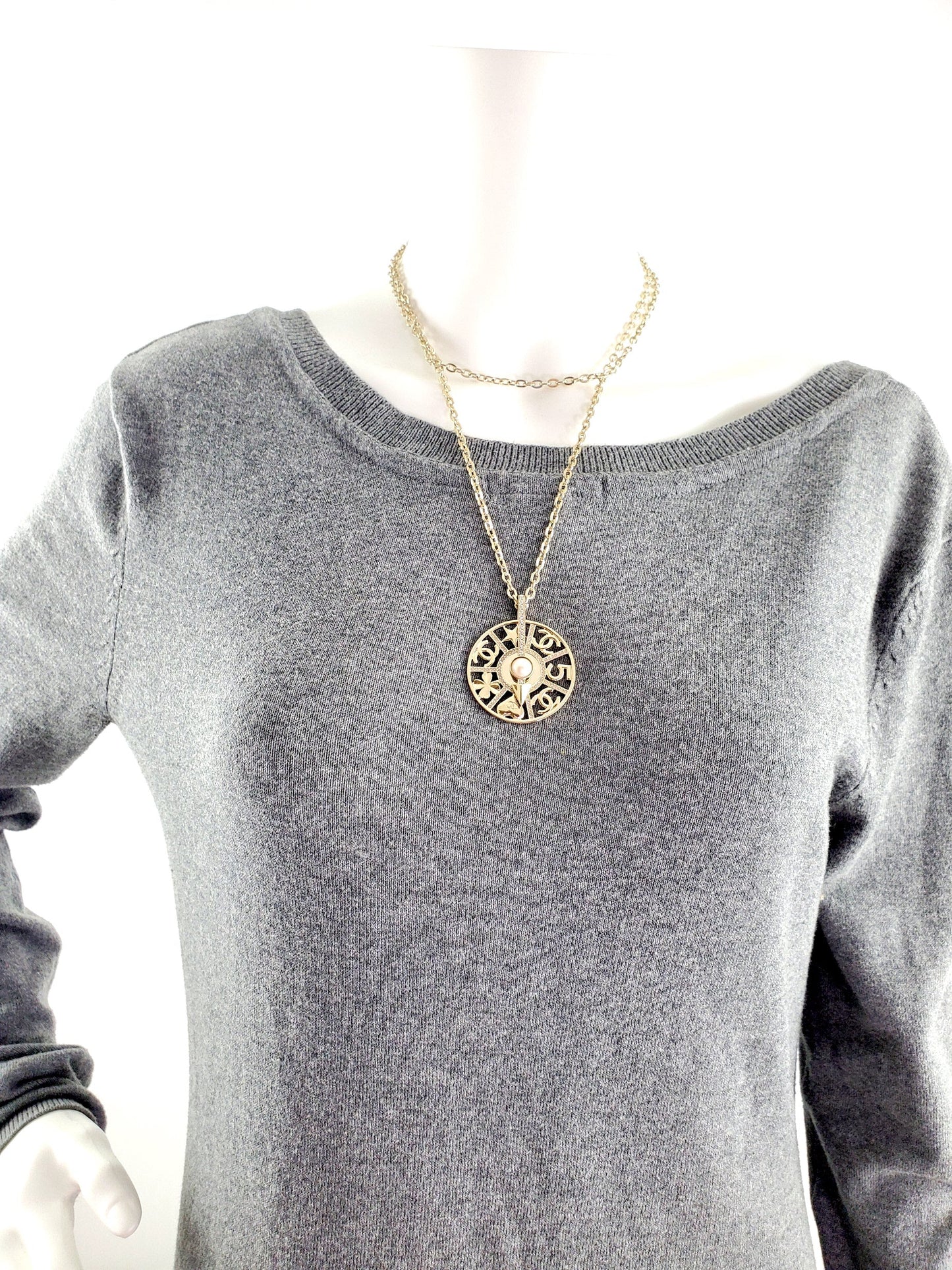 New CHANEL 22S Pendant Long Necklace