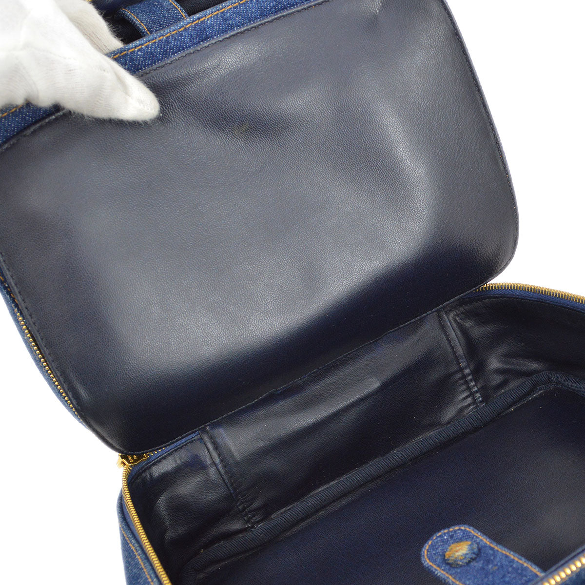 CHANEL 1996-1997 Denim Lunch Box Vanity 00094