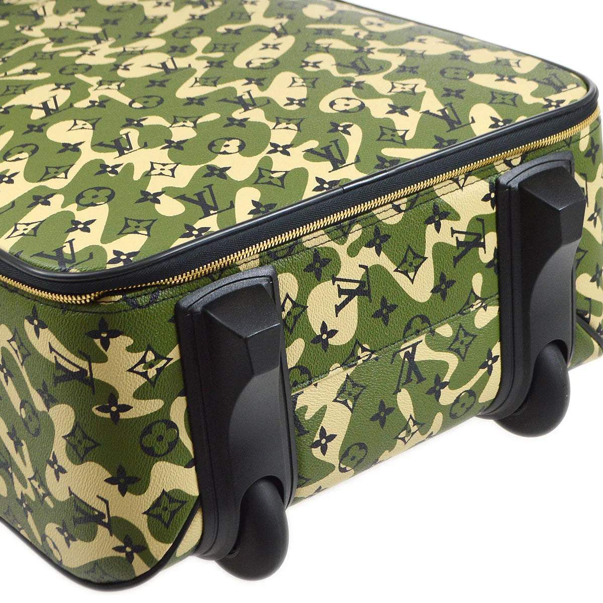 Louis Vuitton * 2008 Monogramouflage Pegase 60 M23333