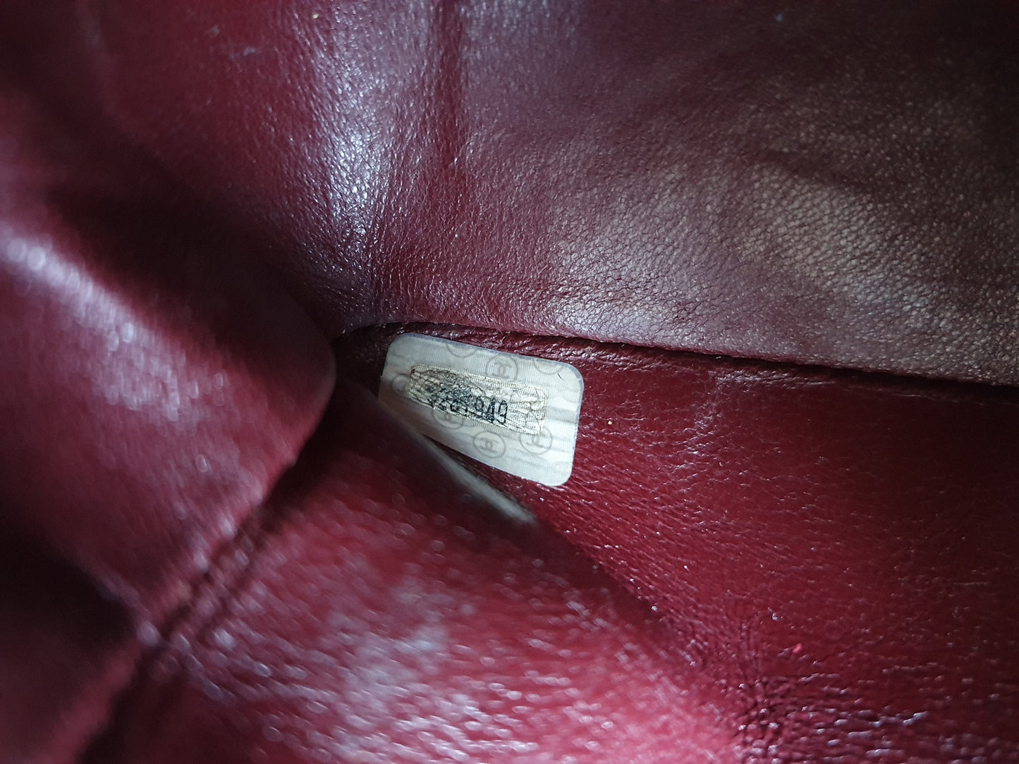 CHANEL  timeless classic jumbo vintage flap Crossbody bag