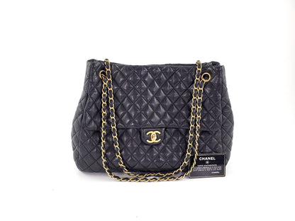 CHANEL Black Large Fluffy CC Shopping Leather Tote Bag