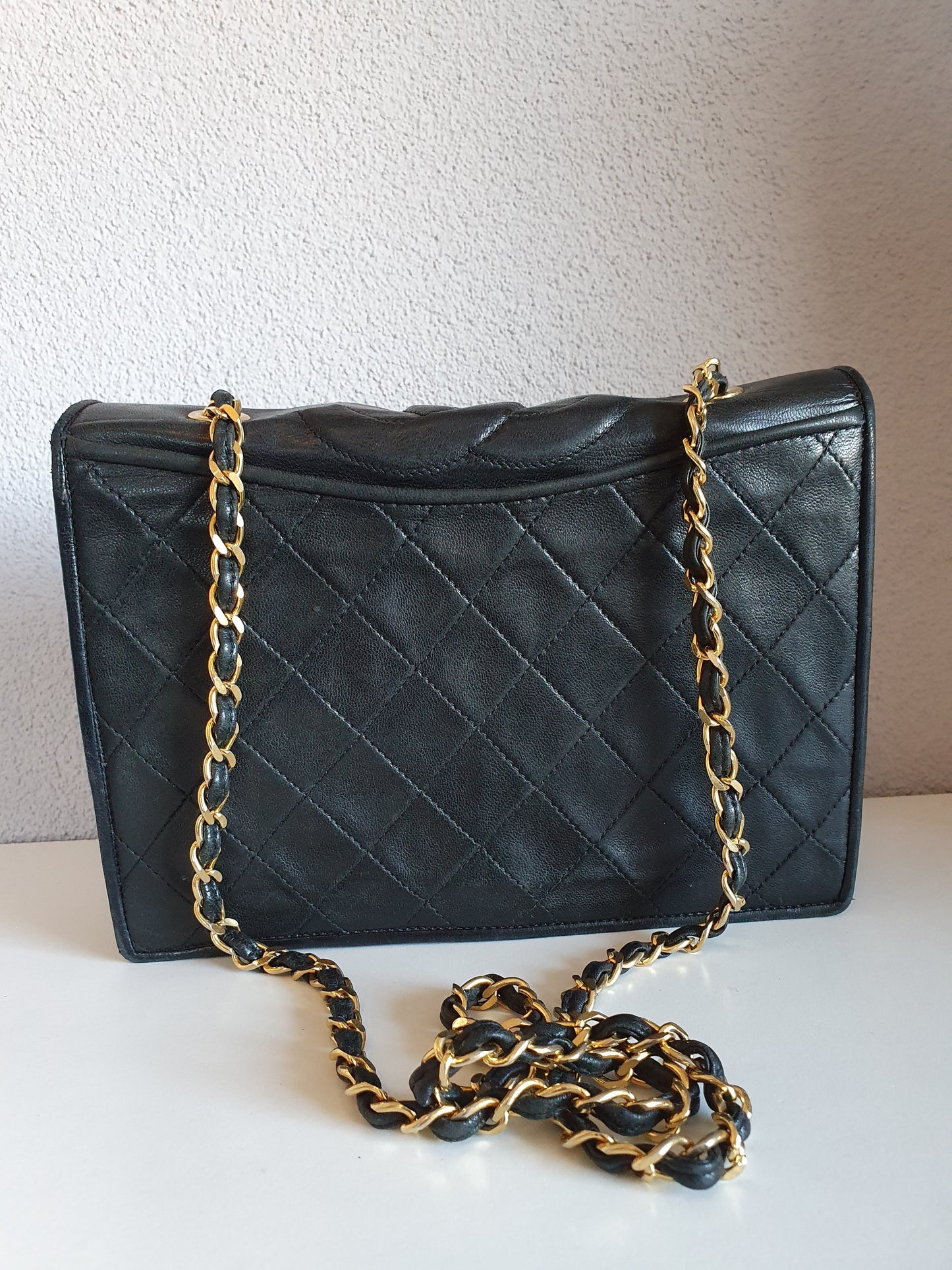 CHANEL  leather crossbody bag