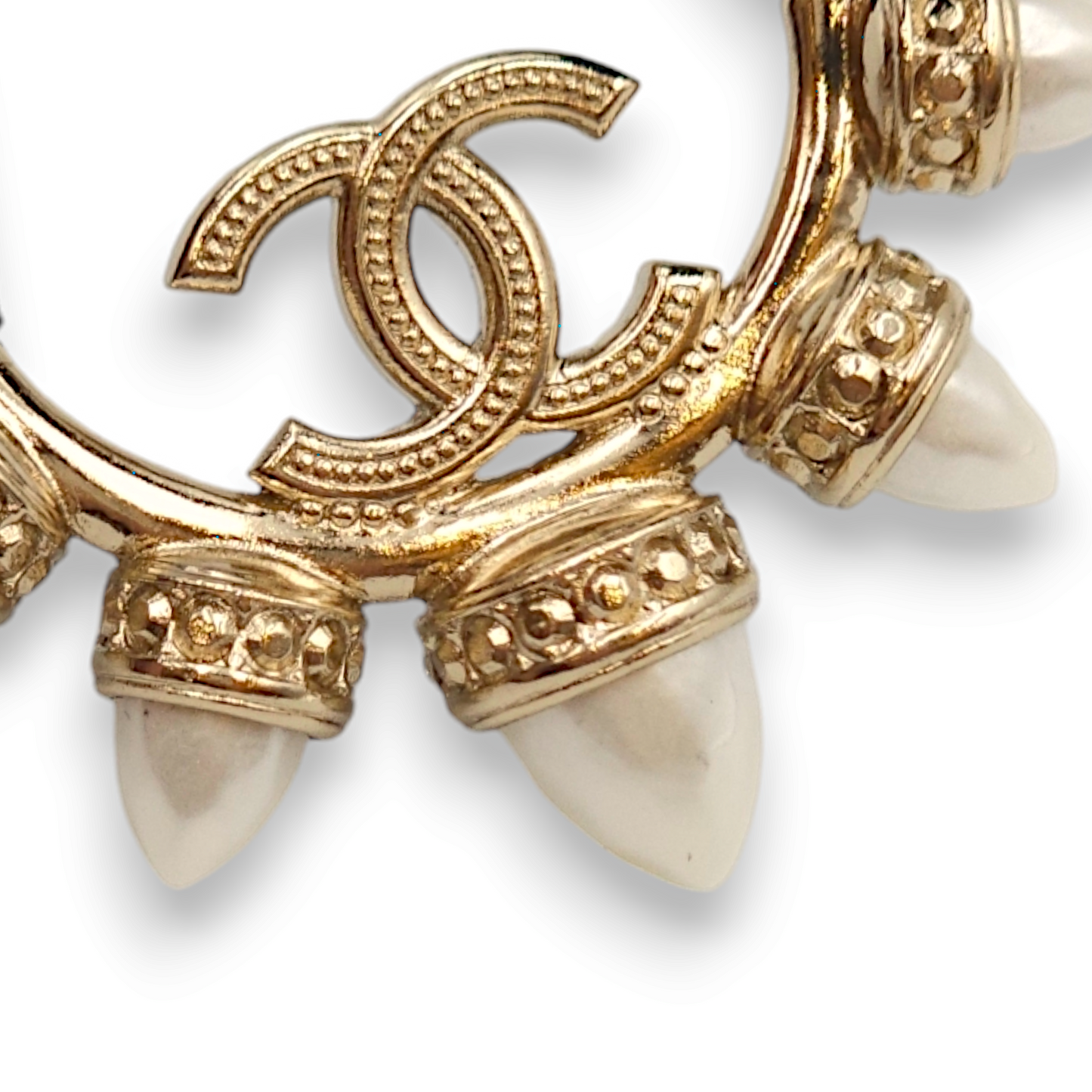 Spiked CC Choker Black, White Necklace in Lambskin, Gold hardware