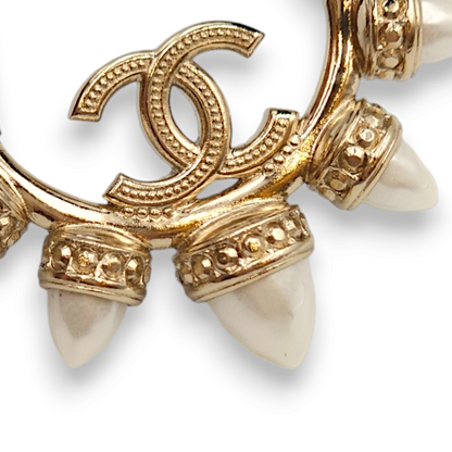 Spiked CC Choker Black, White Necklace in Lambskin, Gold hardware
