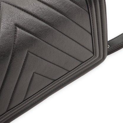 Chevron Le Boy Medium Black Shoulder Bag in Calfskin, Palladium hardware