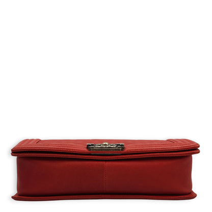 Quiled Le Boy Medium Red Shoulder Bag in Caviar, Ruthenium hardware