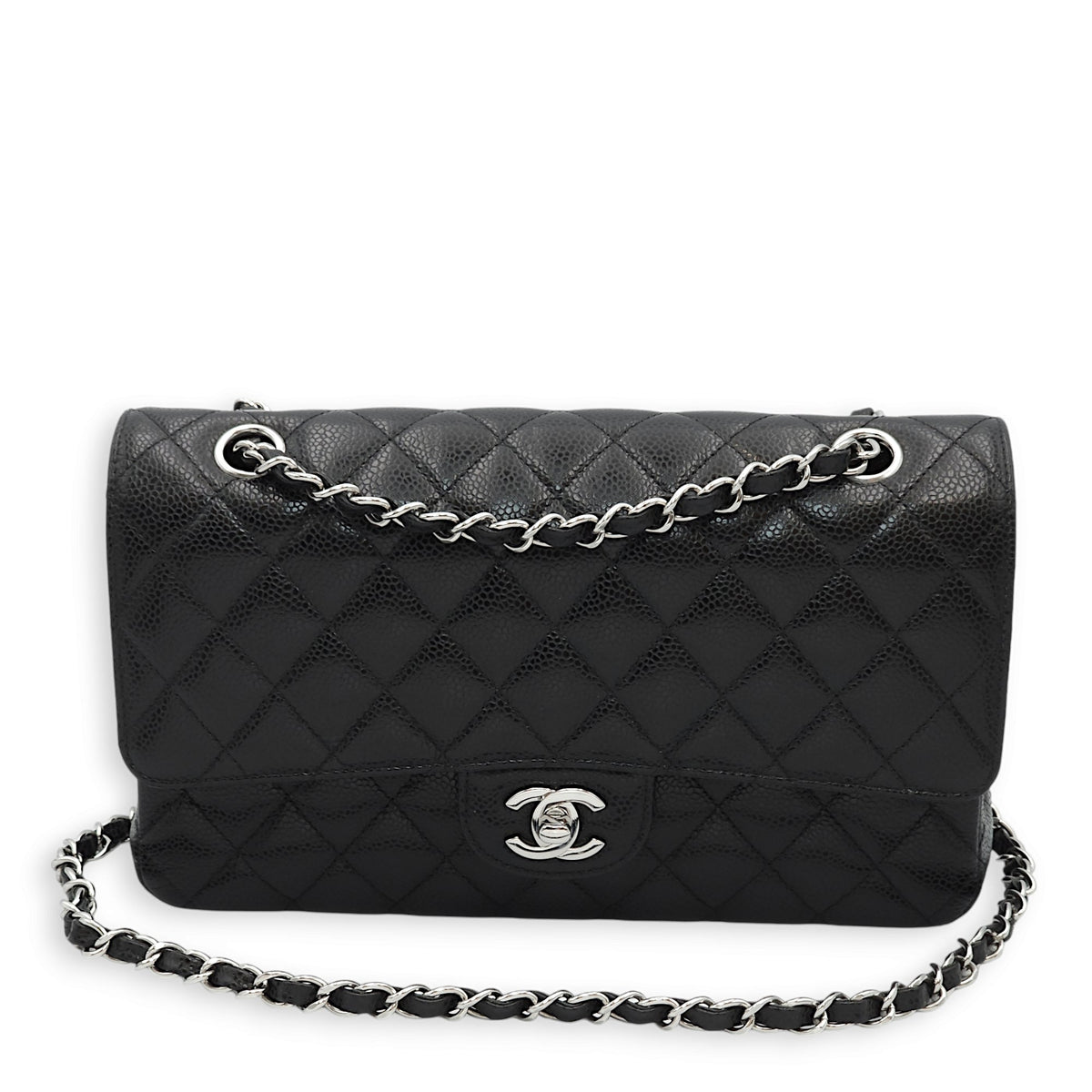 Classic Double Flap Medium Black Shoulder Bag in Caviar Leather, Silver hardware