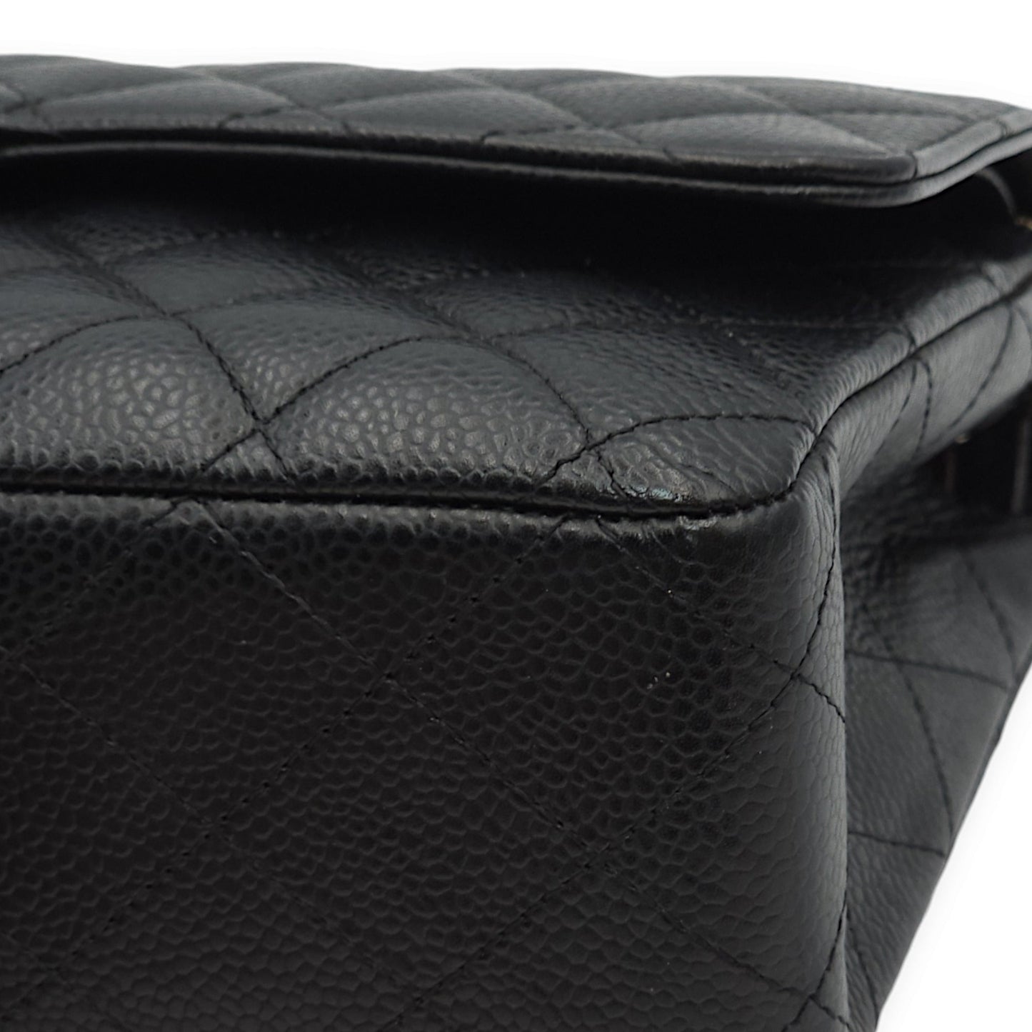 Classic Double Flap Medium Black Shoulder Bag in Caviar Leather, Silver hardware