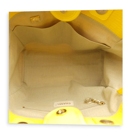 Deauville 33x24x13cm Yellow Shoulder Bag in Calf, Mixed Fibers, Gold hardware
