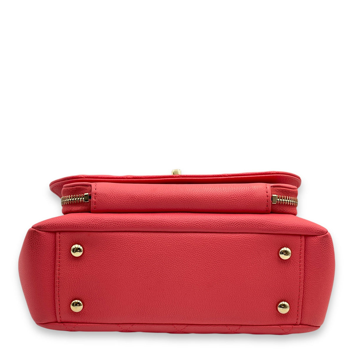 Business Affinity Flap Medium Coral Crossbody Bag in Caviar Leather, Gold hardware