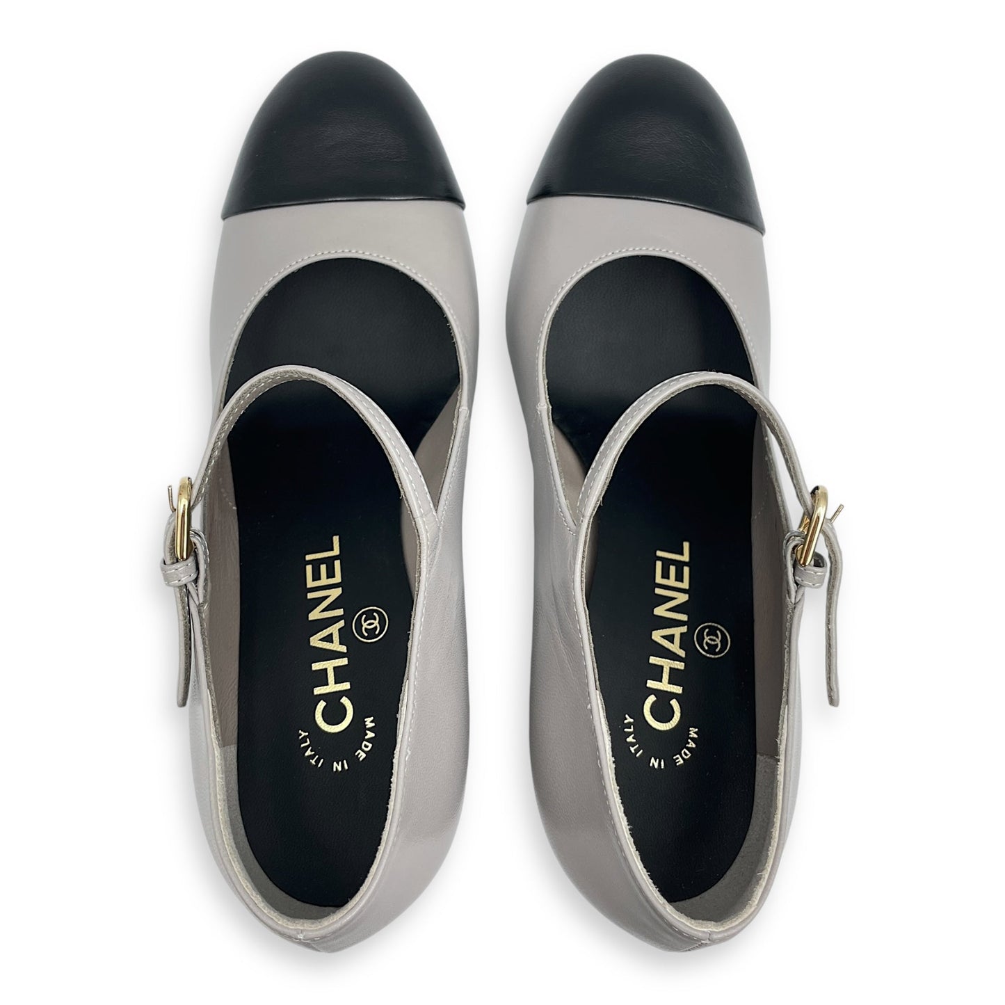 22A Runway Pearl Embellished Mary Jane Pumps 38.5C Multi-colour Shoes in Lambskin, Gold hardware