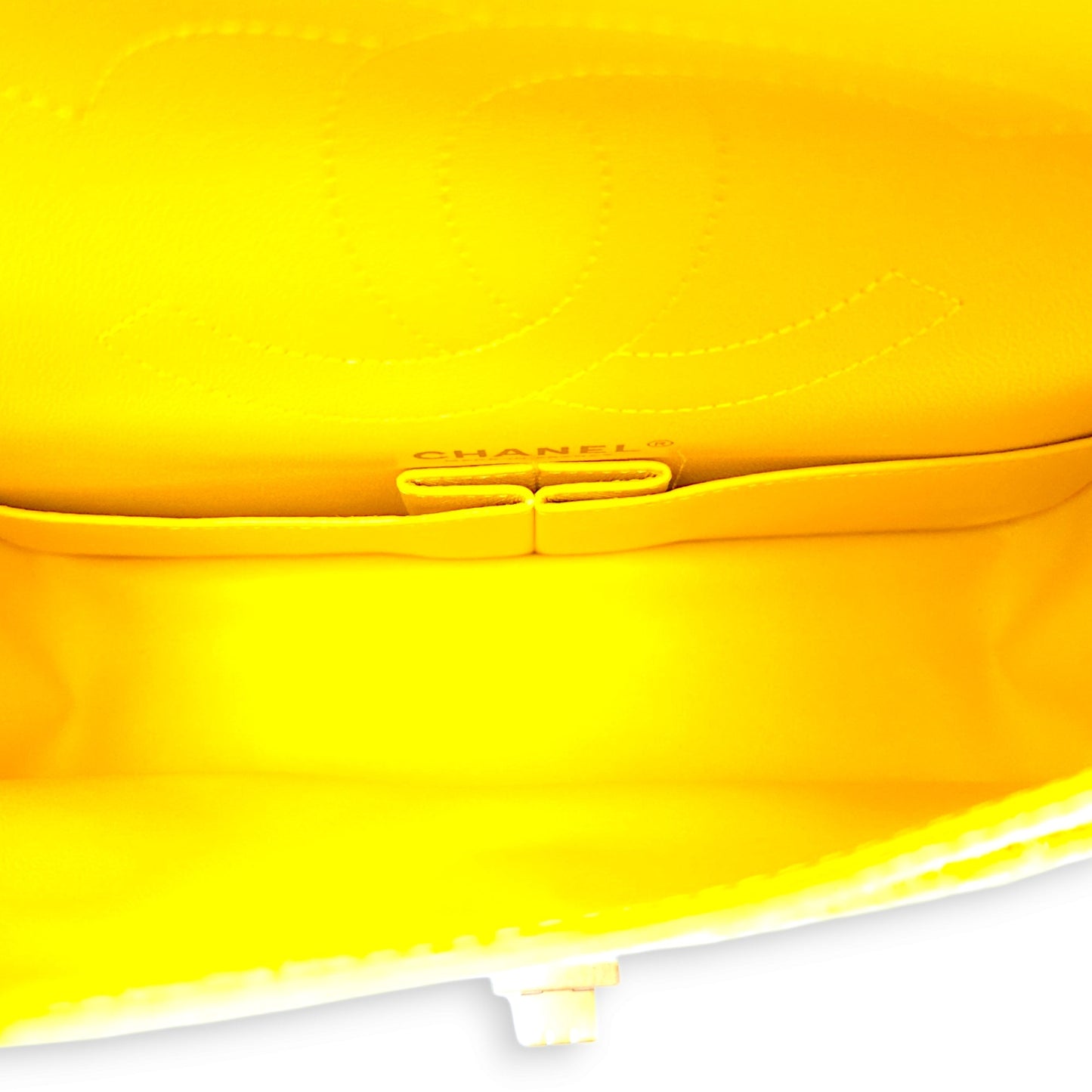 Reissue 225 24.5x15x8cm Yellow Shoulder Bag in Jersey, Gold hardware