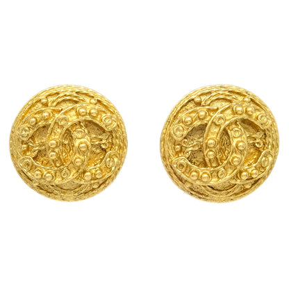 Chanel Filigree Earrings Clip-On Gold 94A