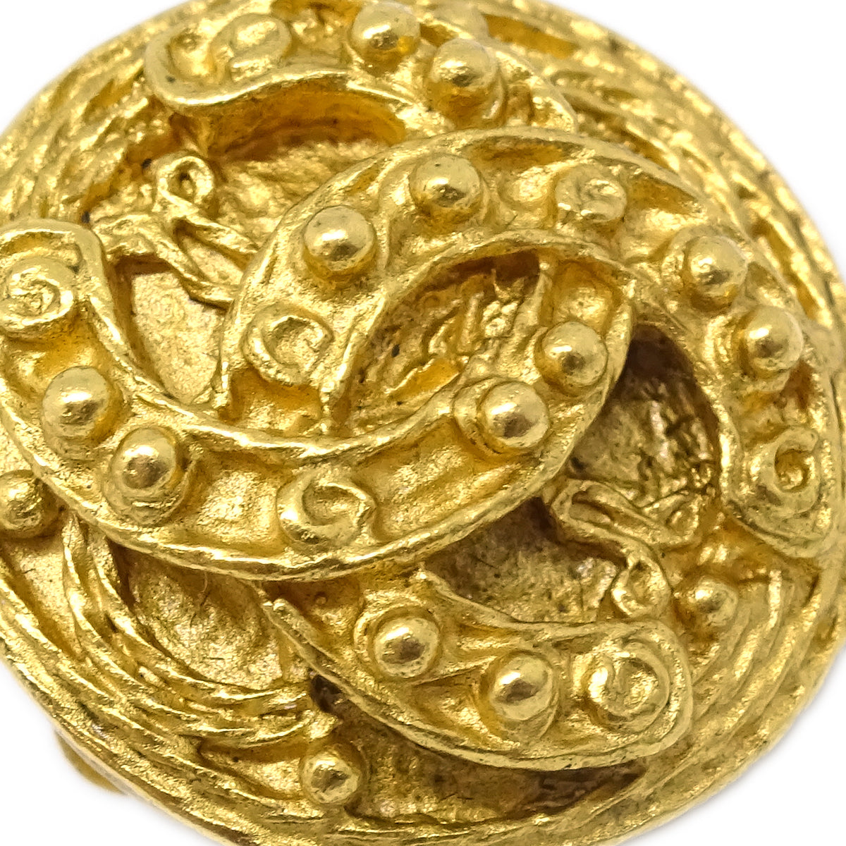Chanel Filigree Earrings Clip-On Gold 94A