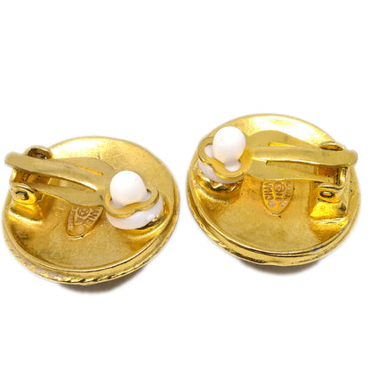 Chanel Filigree Earrings Clip-On Gold 94A