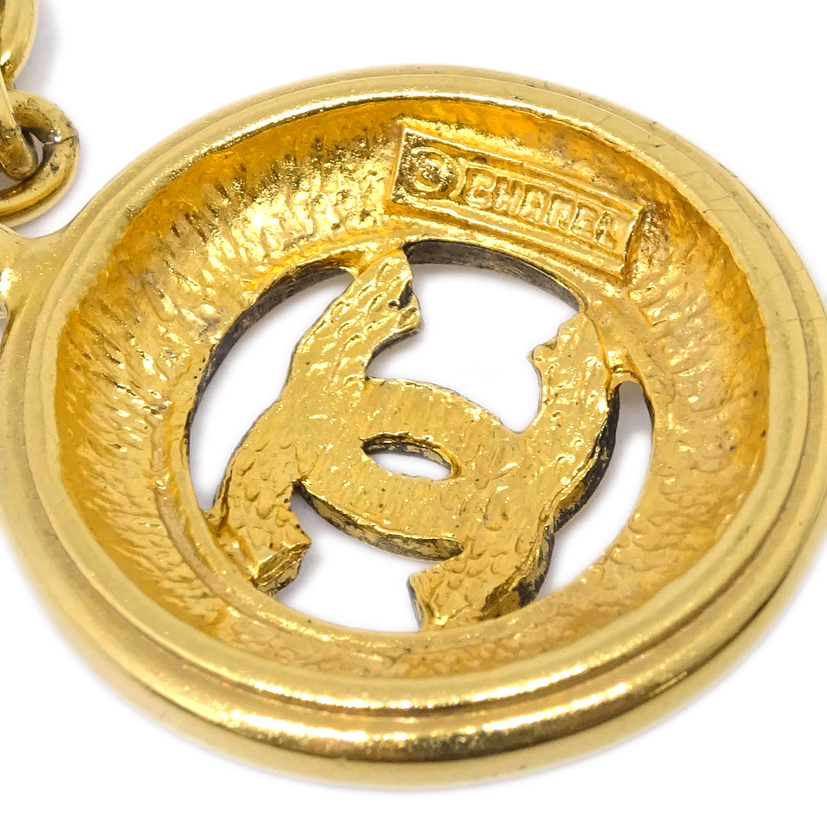 Chanel Medallion Pendant Necklace Gold 3848