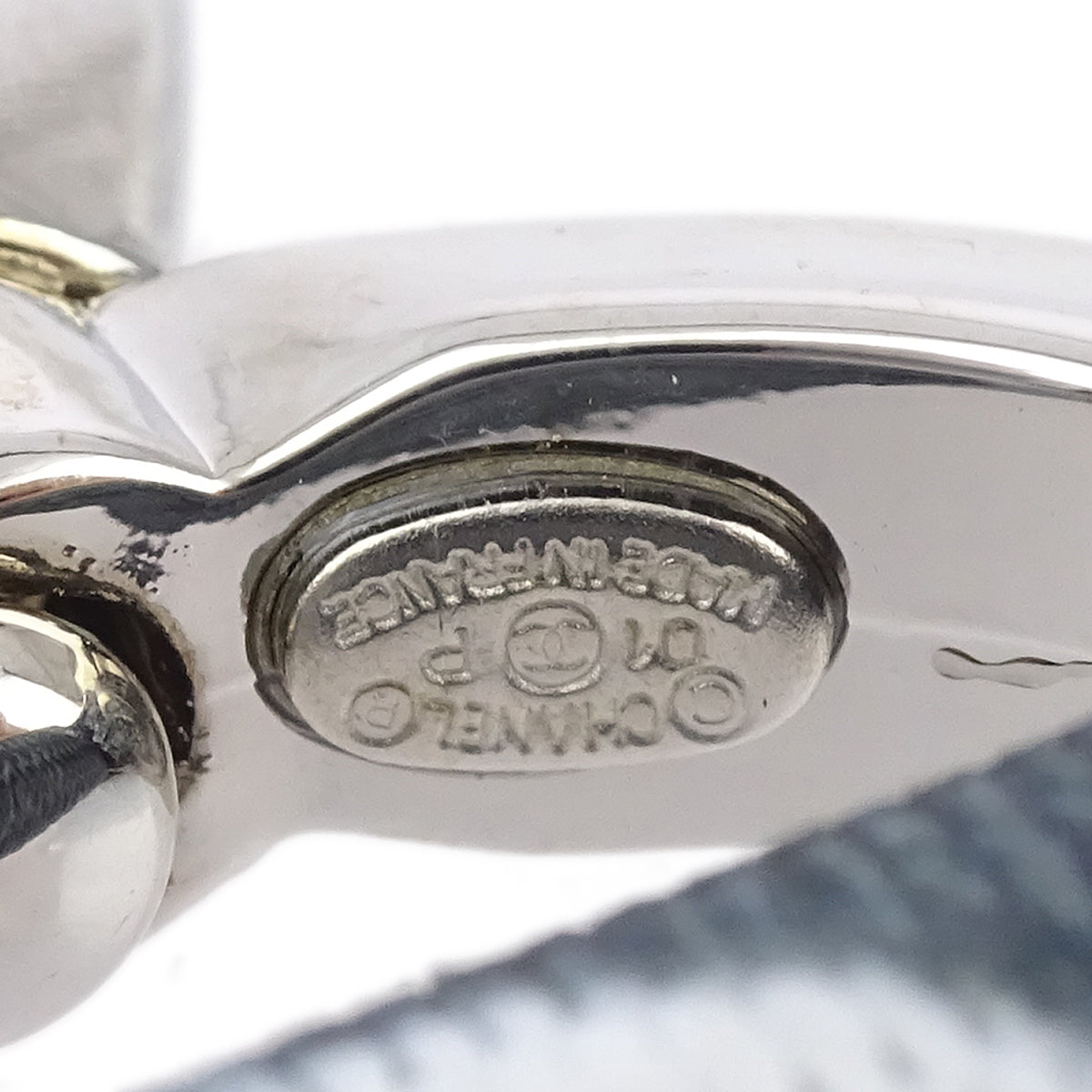 Chanel Star Neck Strap Gray 01P Small Good