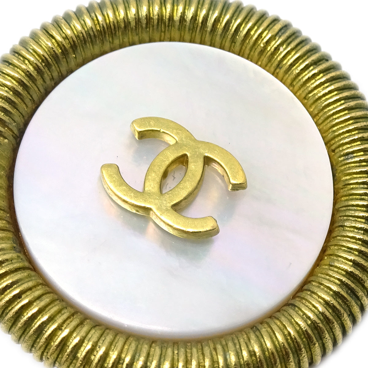 Chanel Button Earrings Shell Clip-On Gold 94P