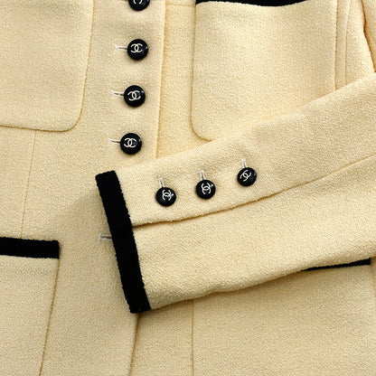 Chanel Spring 1996 single breasted jacket #40