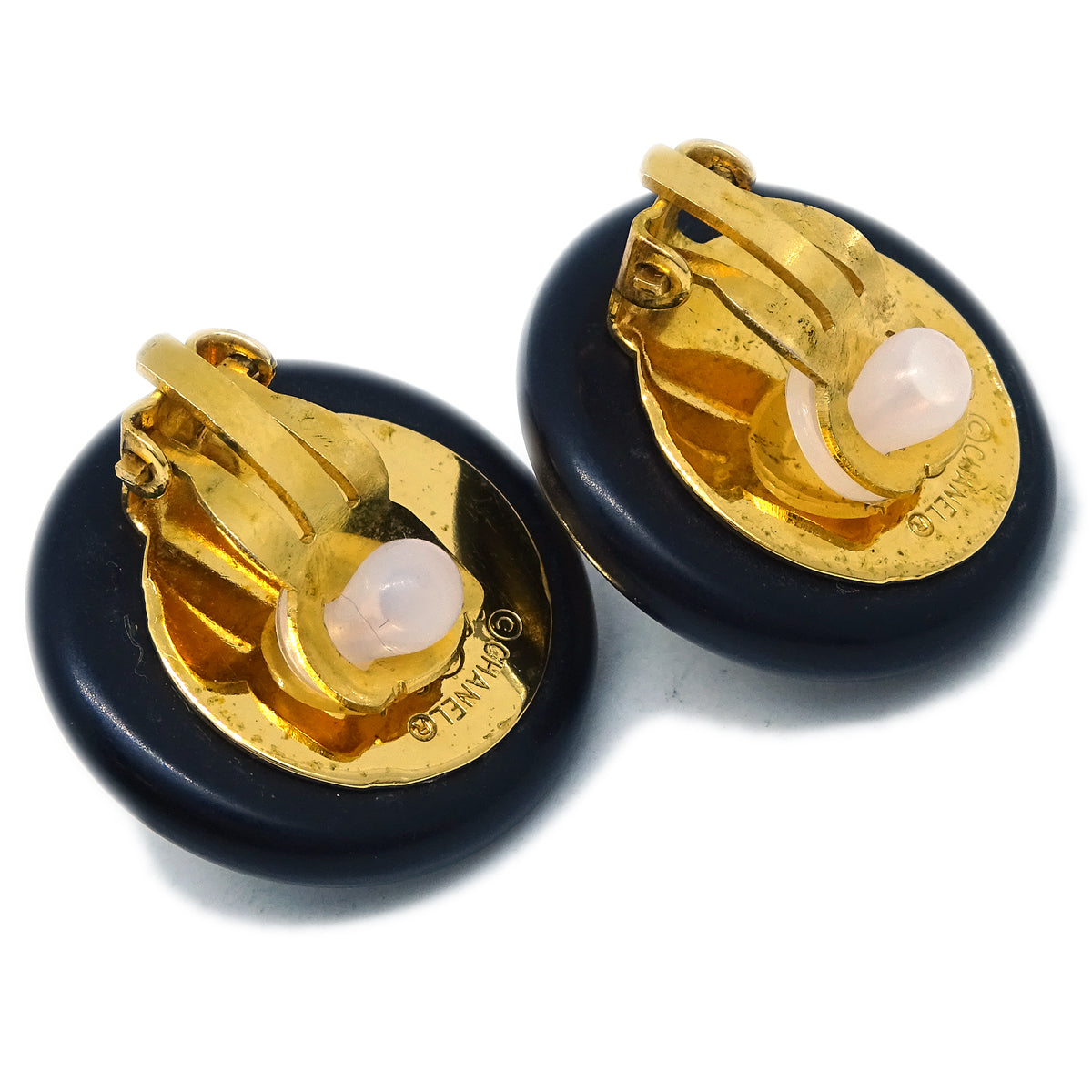 Chanel Black Button Shell Earrings Clip-On 96C