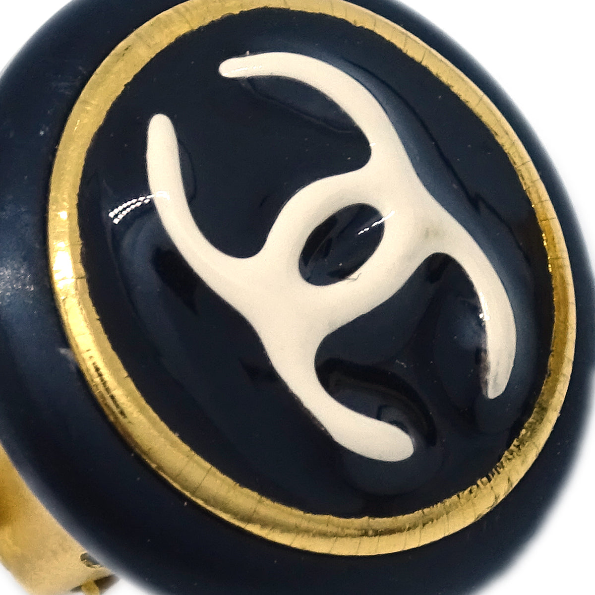 Chanel Button Earrings Clip-On Black Gold 95A