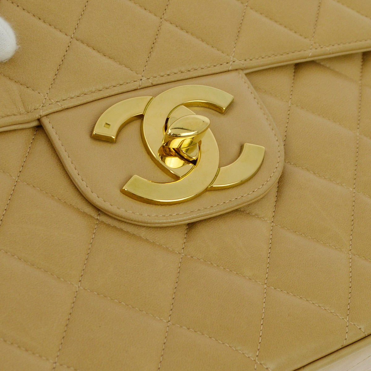 Chanel 1994-1996 Beige Lambskin Jumbo Classic Flap Bag
