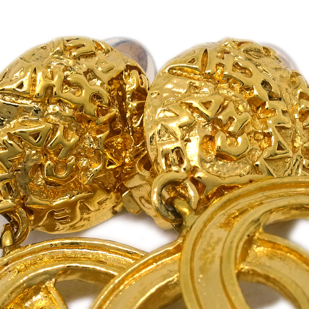 Chanel Gold Dangle Earrings Clip-On 95A