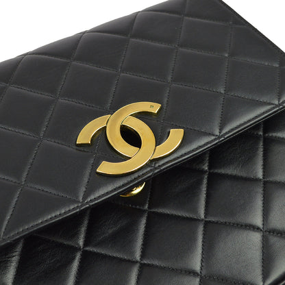 Chanel 1991-1994 Black Caviar Straight Flap Chain Shoulder Bag