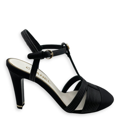 Pearl CC Strappy (10cm) 37.5C Black Heels in Lambskin, grosgrain, pearls, Gold hardware