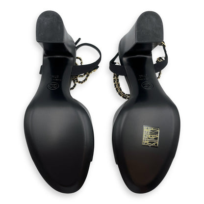 CC Chain Slingback (10cm) 37.5C Black Heels in Lambskin, Gold hardware