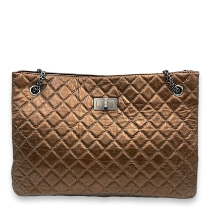 Reissue Shopping Tote 36x25x9cm Brown Shoulder Bag in Distressed Leather, Ruthenium-finish Brass hardware