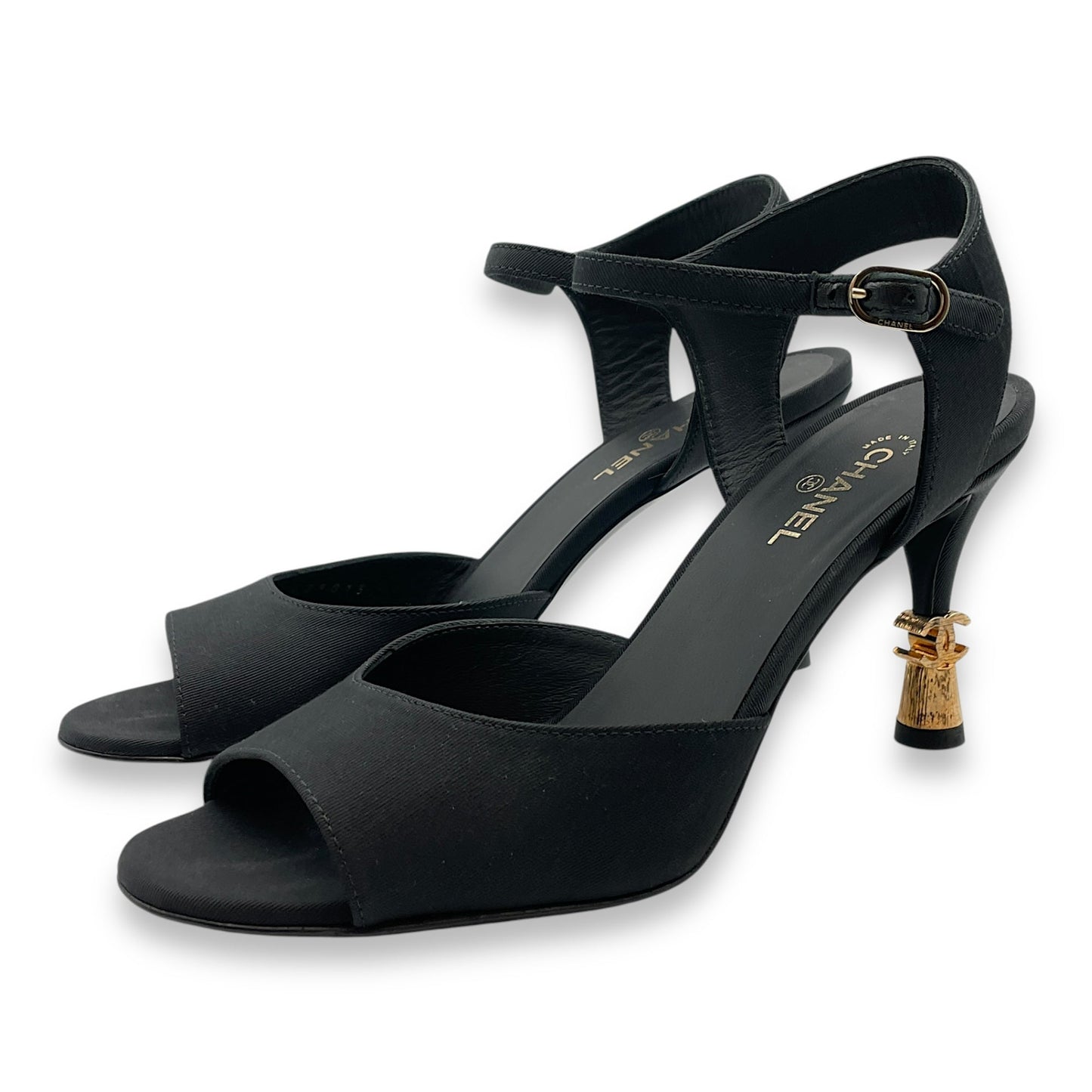 Metal CC Sandal(8.5cm) 37.5C Black Heels in Grosgrains, Gold hardware