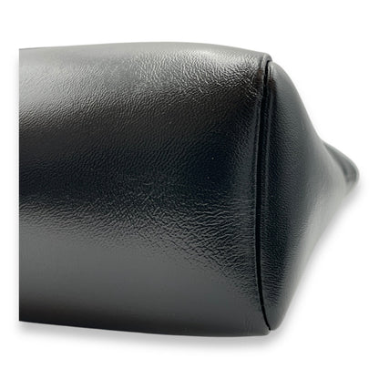 31 Shopping Tote 36x25x7cm Black Shoulder Bag in Shiny lambskin, Gold hardware