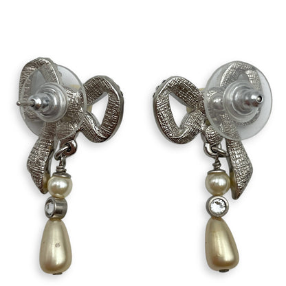 21 CC Ribbon with Dangling Pearls Earrings Costume Jewellery in Silver Hardware