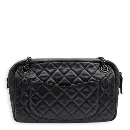 2.55 Reissue Camera Bag 28x18x8cm Black Shoulder Bag in Distressed Leather, Black chrome hardware