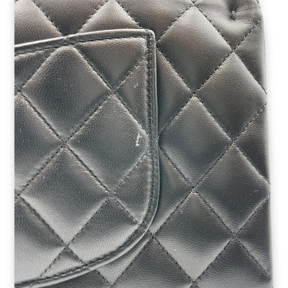 Classic (DF) Medium Black Shoulder Bag in Lambskin, Gold hardware