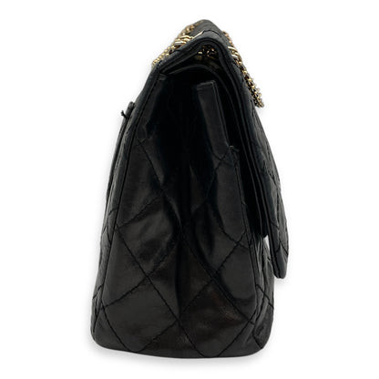 2.55 Reissue (31cm) Black Shoulder Bag in Distressed Leather, Gold hardware