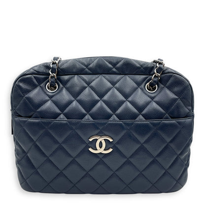 Cc Quilted Camera Bag 30x22x9cm Navy Blue Shoulder Bag in Caviar Leather, Silver hardware