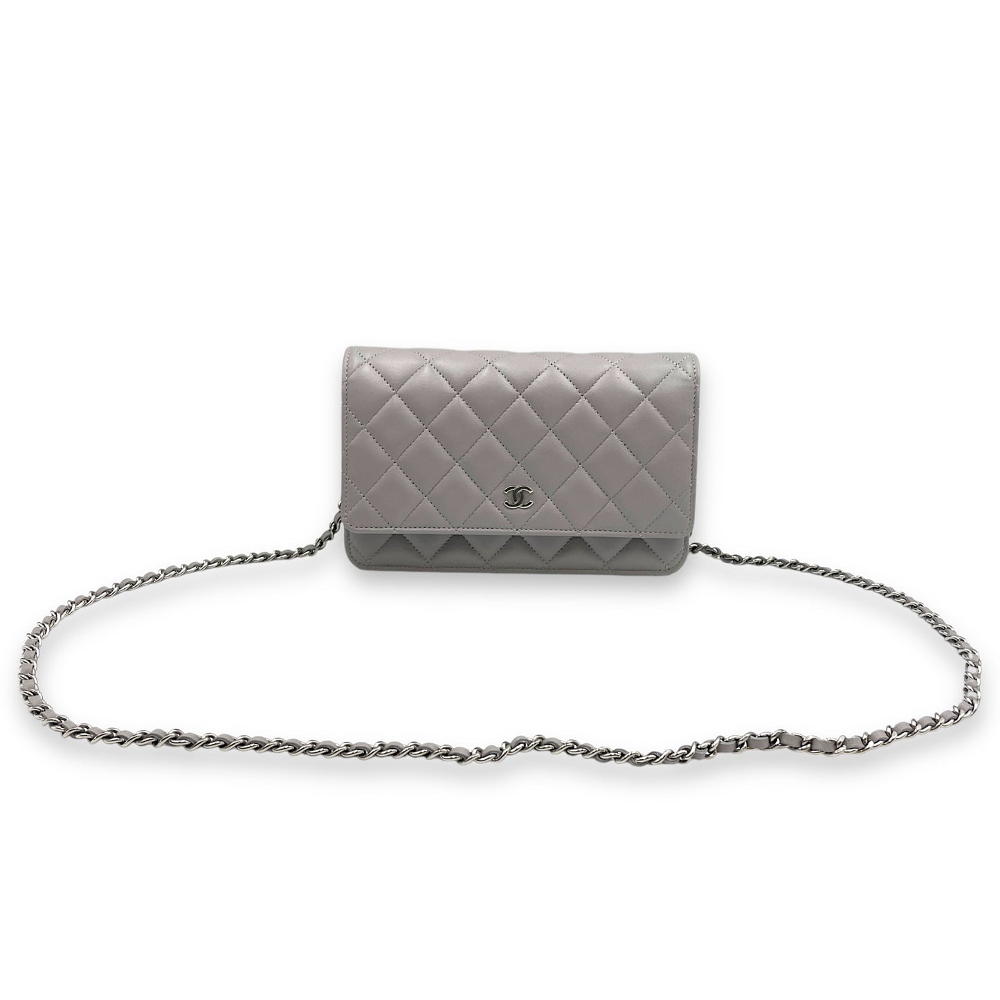 Classic Grey Wallet On Chain in Lambskin, Silver hardware