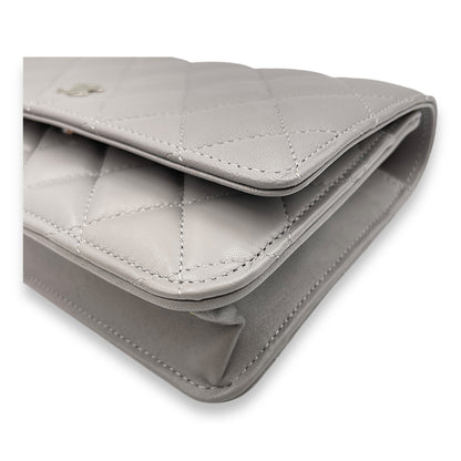 Classic Grey Wallet On Chain in Lambskin, Silver hardware
