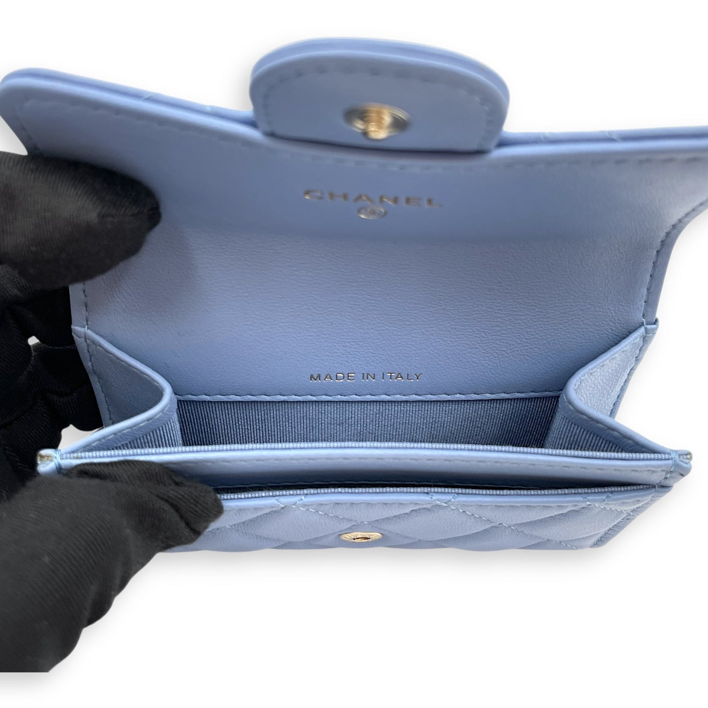 CC Blue  Holder in Lambskin, Gold hardware