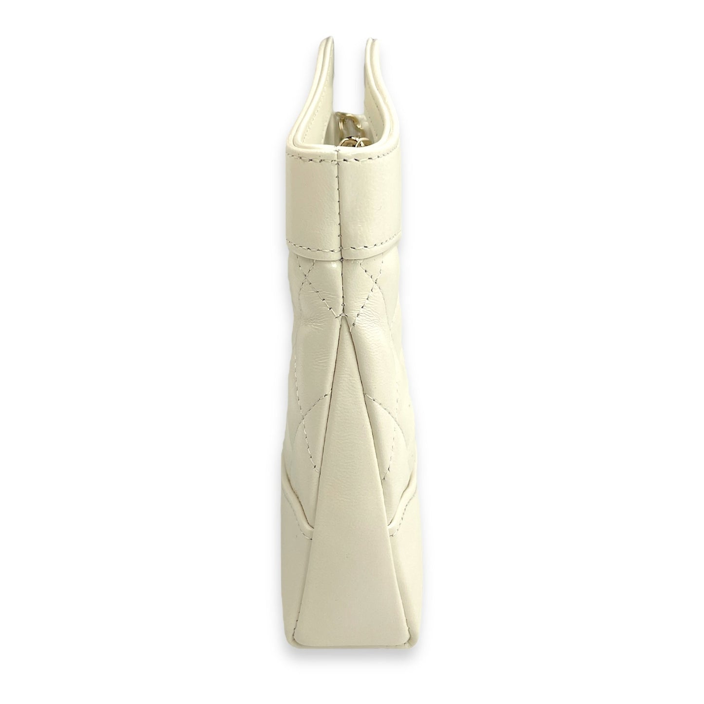 31 Leather Clutch 20 White Crossbody Bag in Calfskin, Gold hardware