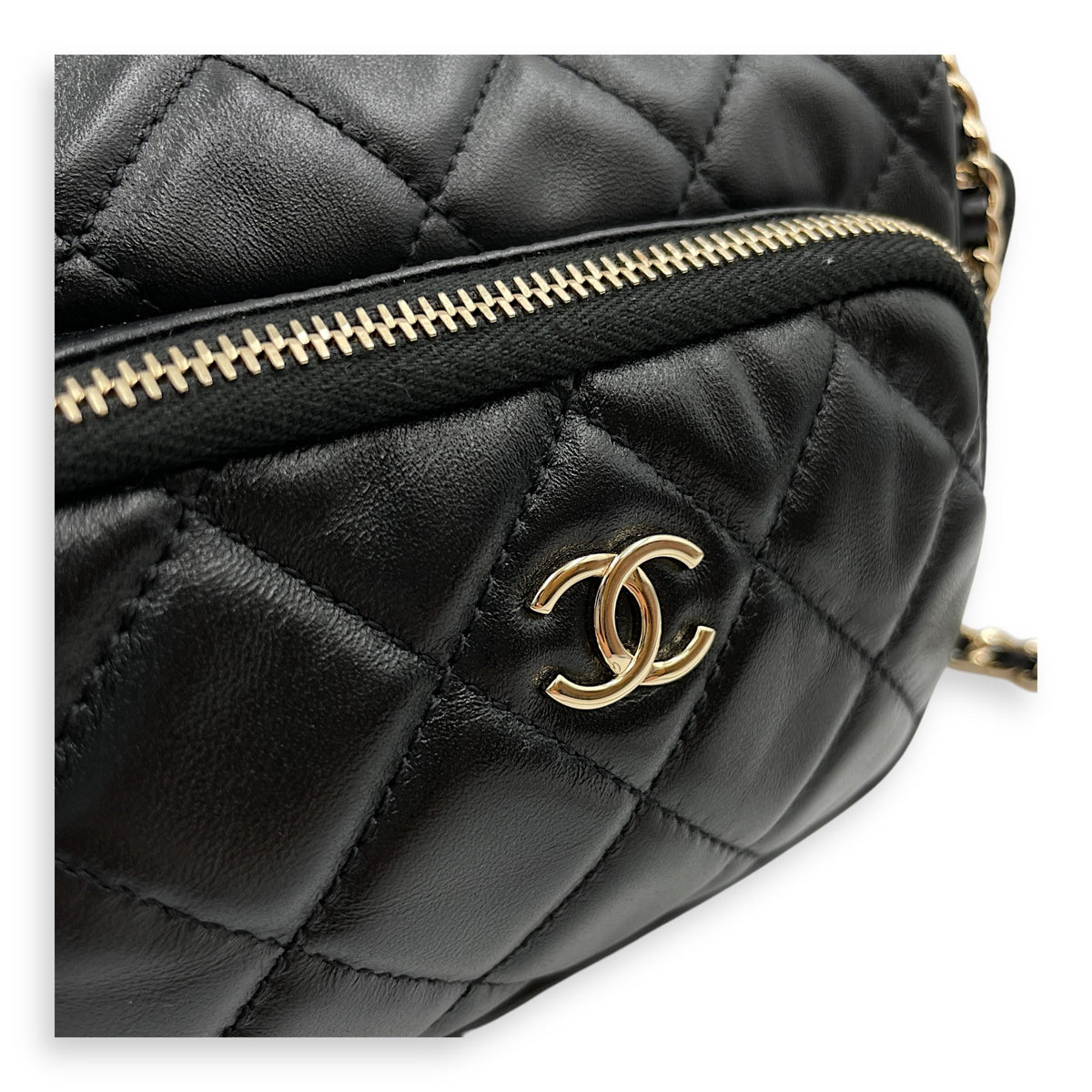 Camera Small Black Shoulder Bag in Lambskin, Gold hardware