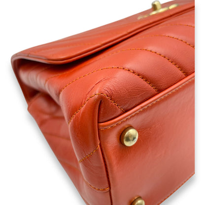 Chevron Coco Handle (28cm) Medium Orange Shoulder Bag in Calfskin, Gold hardware