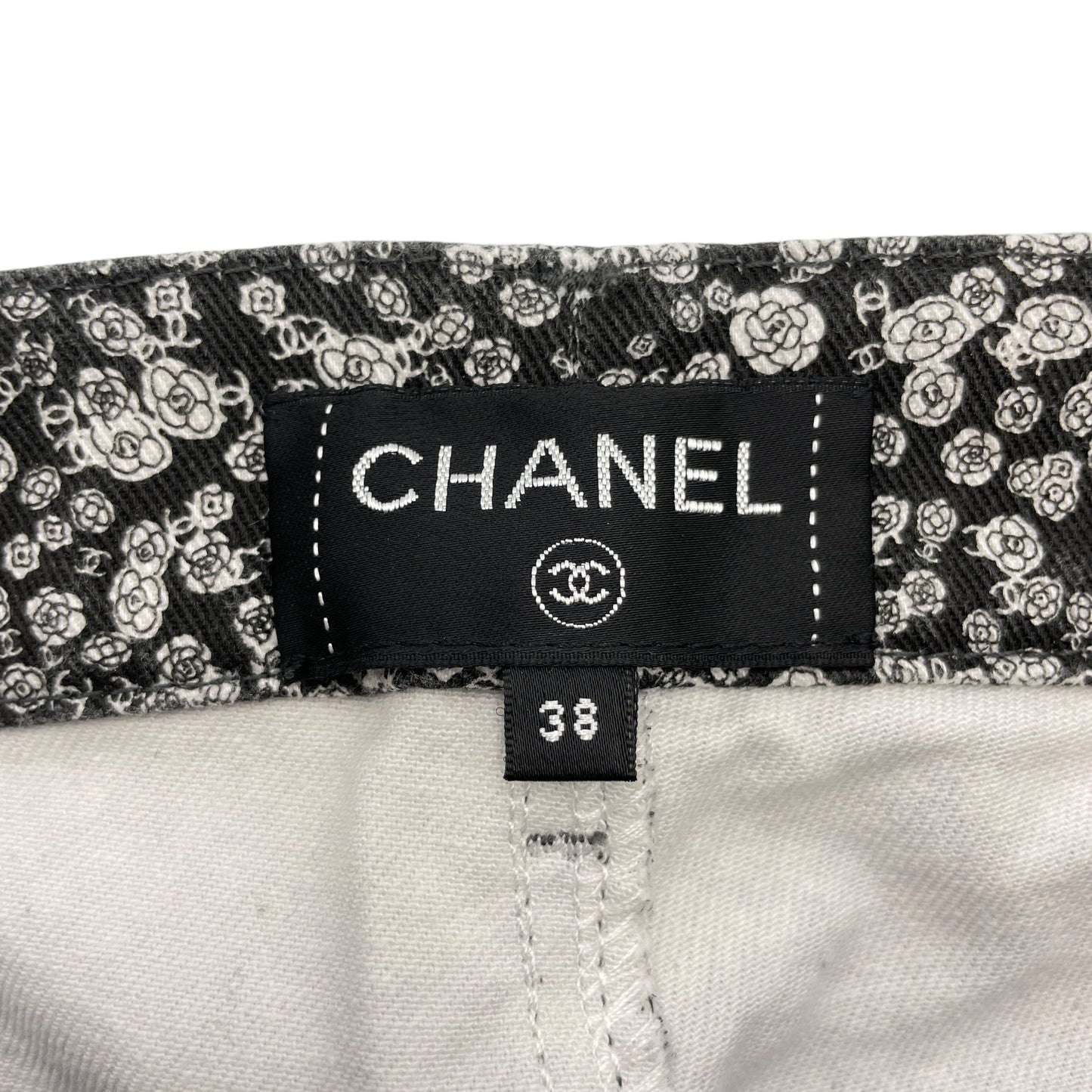 21B CC Logo & Camellia Print 38 Black Stretch Jeans in Cotton, Elastane, Polyester, Silver hardware