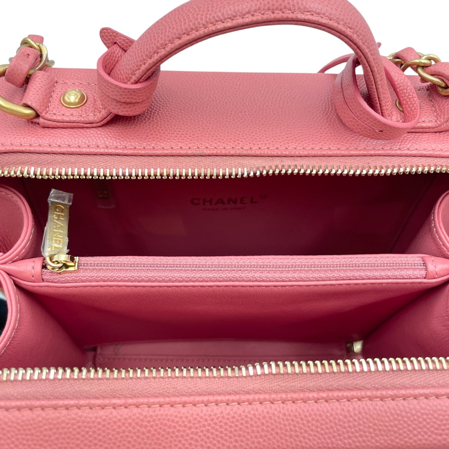 CC Filigree Small Pink Vanity Bag in Caviar Leather, Gold hardware
