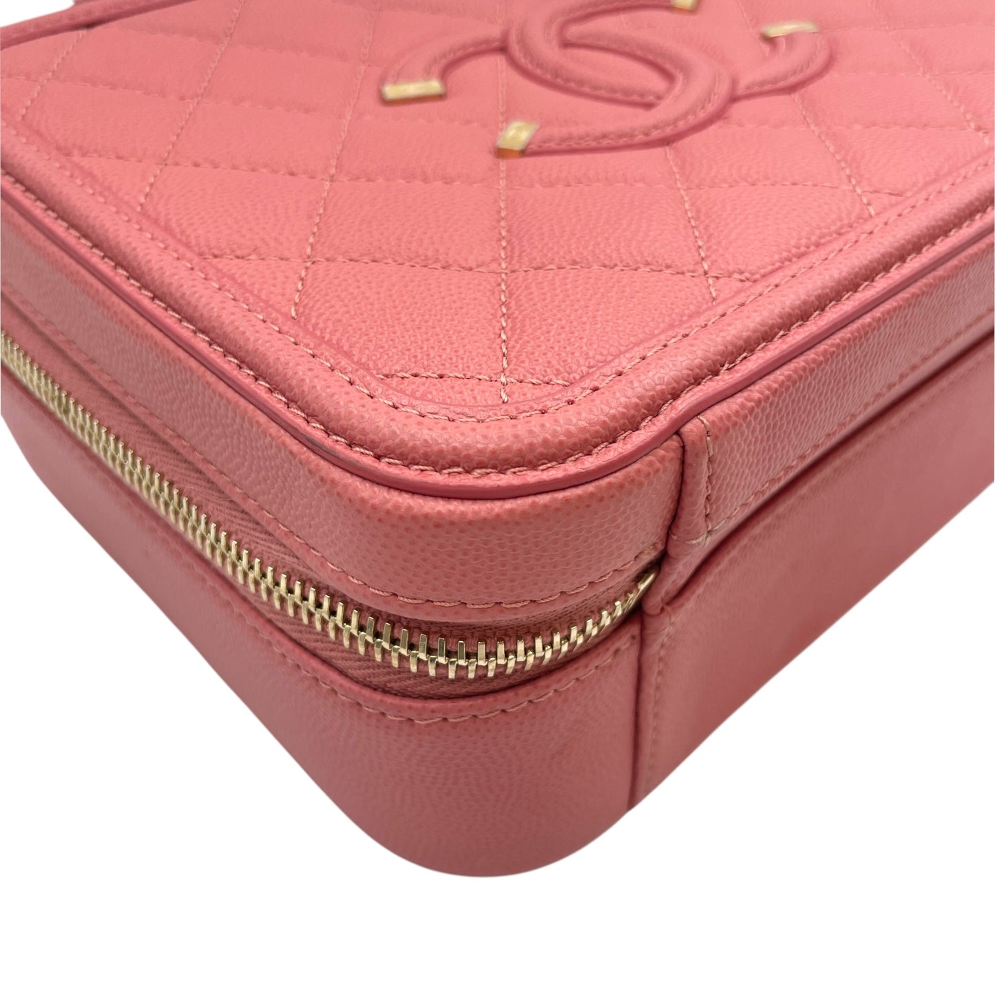 CC Filigree Small Pink Vanity Bag in Caviar Leather, Gold hardware