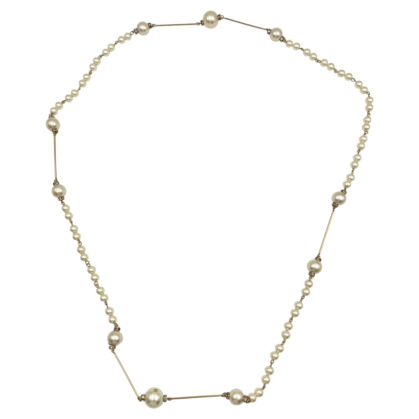 Vintage Long 110cm Gold Hardware Necklace in Pearls, Crystals