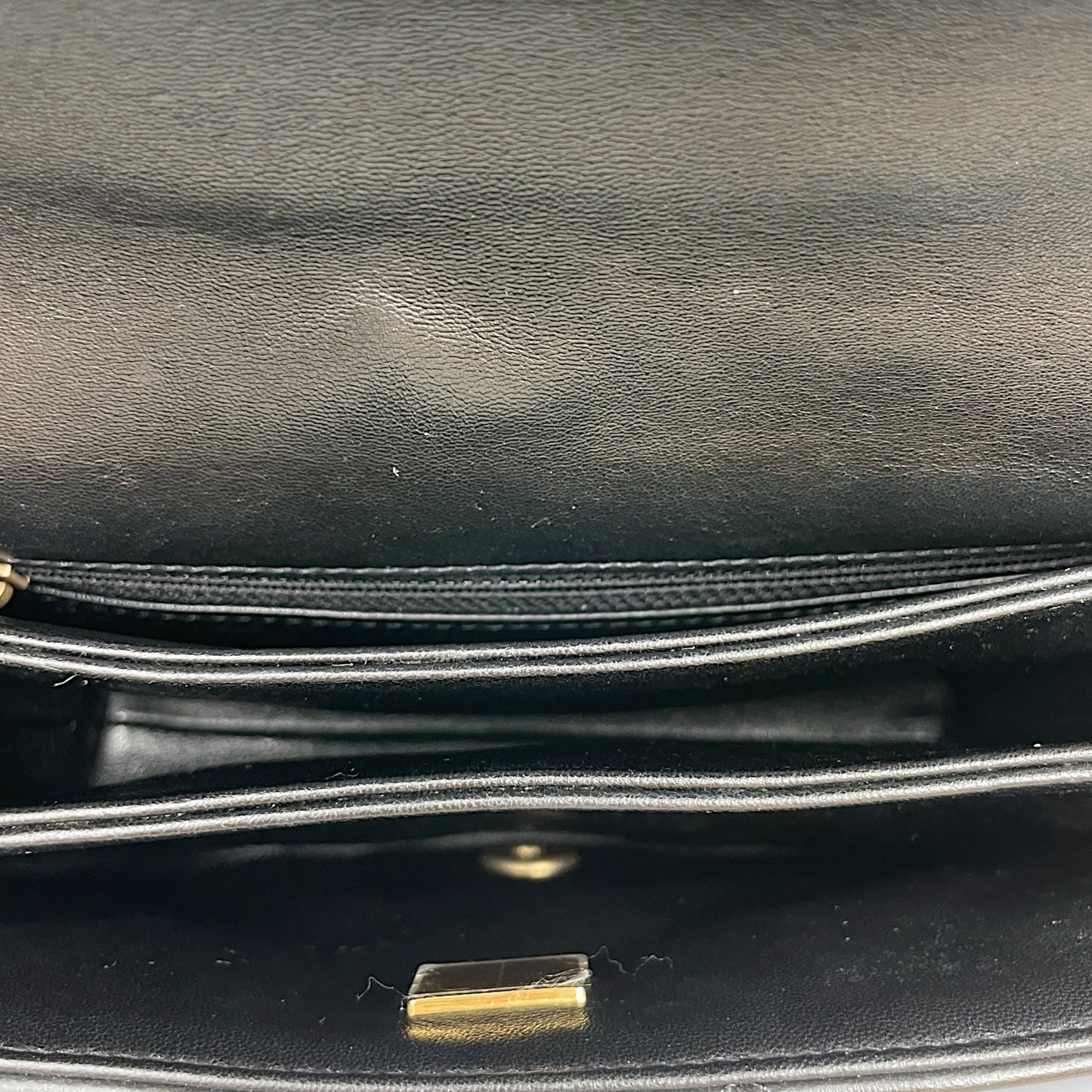 CC Flap Medium Black Shoulder Bag in Lambskin, Gold hardware