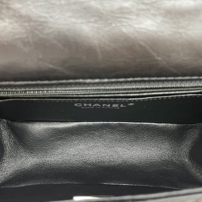Classic Reissue 2.55 Mini SoBlack Shoulder Bag in Distressed Leather, Gunmetal hardware